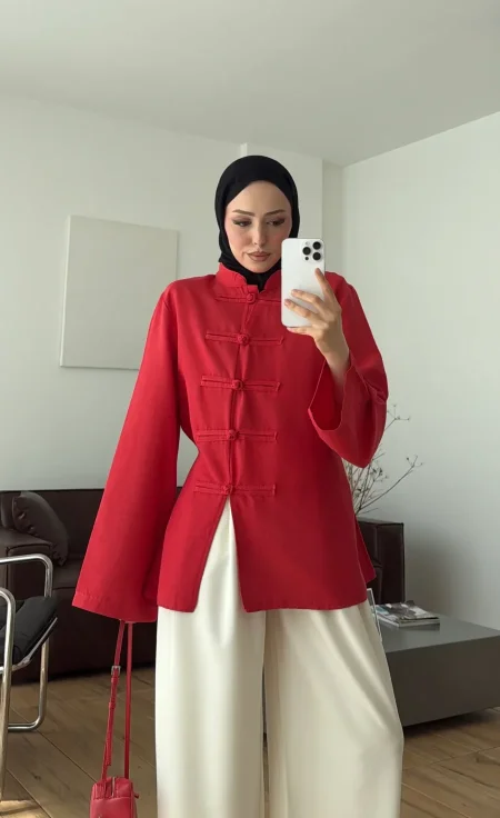 احمر